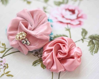 Tutorial + patrón de flores de tela DIY: Pirueta rosada