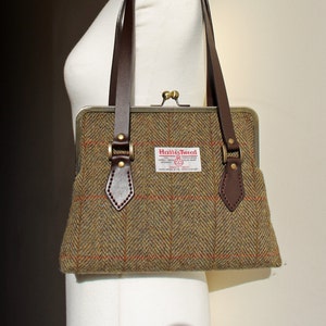 Harris Tweed Kisslock Handbag