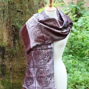 Silver undershot with warm orange Iridescent Velvet Celtic Embossed Wrap