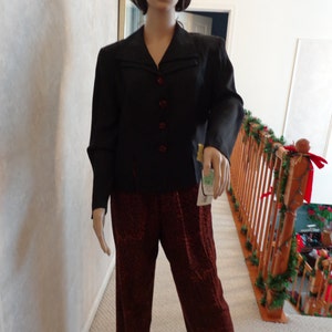 Ultra Dress of New York Stylish 2 Pc. Jacket & Pant Set NWT and a Size 10 (#0970).