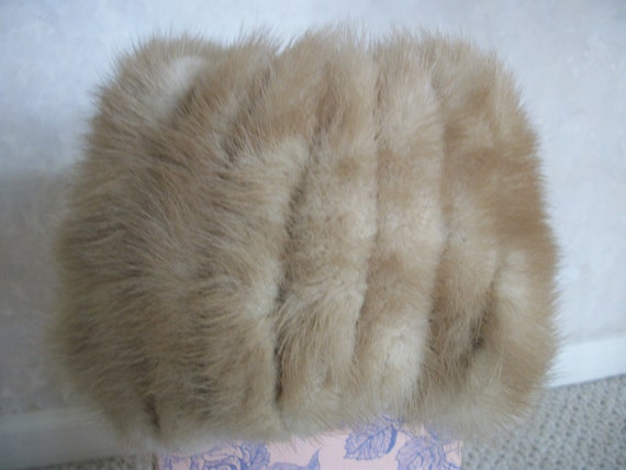 Blond Mink Full Size Hat Designed by Laura Vintag… - image 1