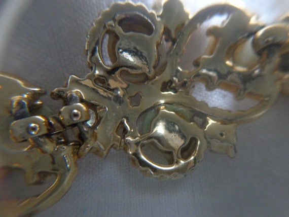 WEISS Mother of Pearl Shells Vintage BRACELET wit… - image 4