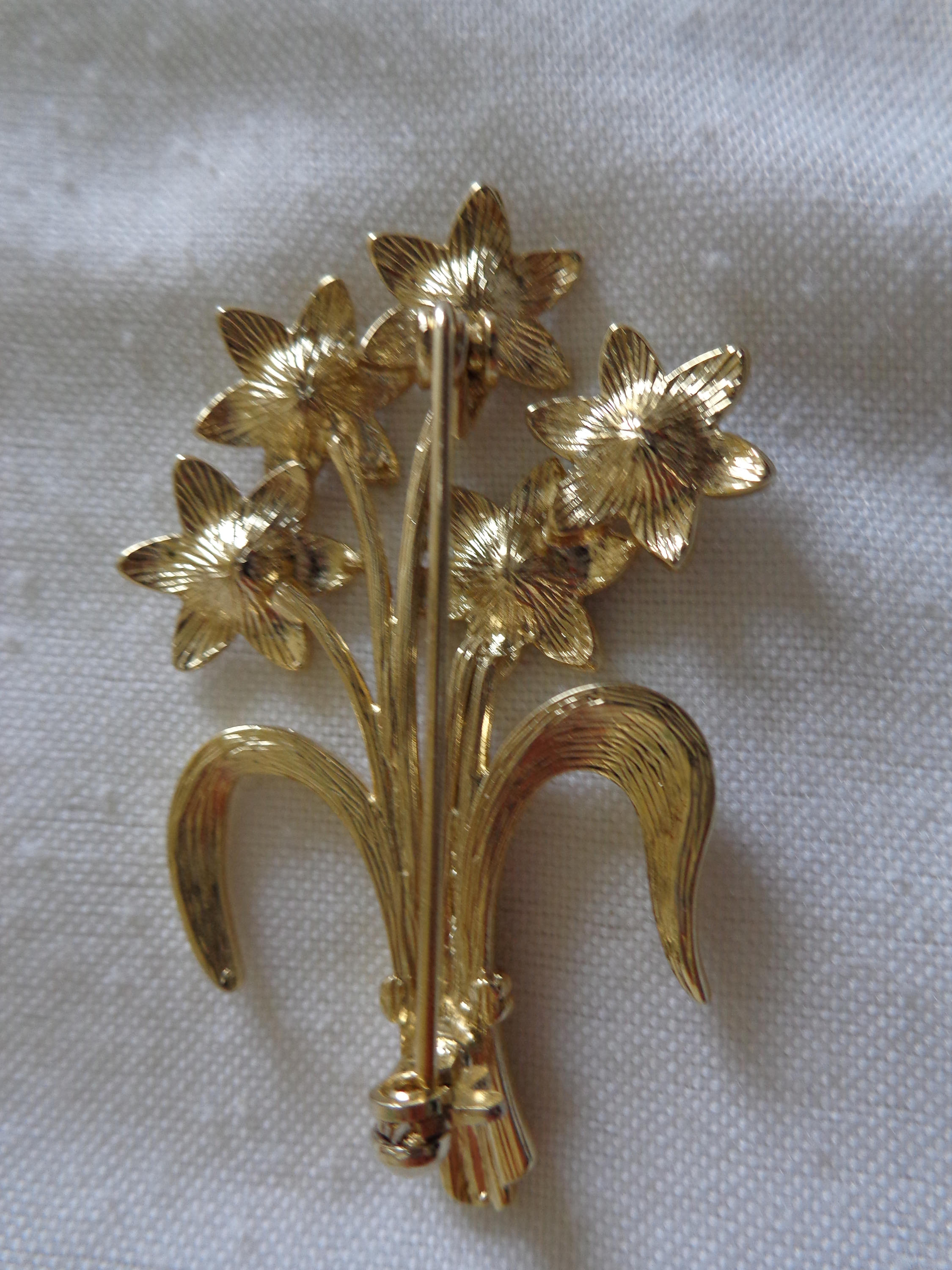 * vintage brooch ୨୧ *✵ ヴィンテージ ブローチ (f) Brooch/pin Circa: 1950-1960 Vintage (#0621) - Etsy Canada