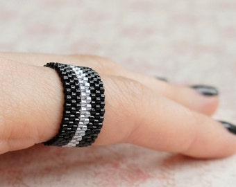 Black And White Seed Bead Ring, Beaded Two Color Ring, Peyote Delica Ring, Bead Woven Band Ring, Two Color Flexible Ring, Seed Bead Jewelry