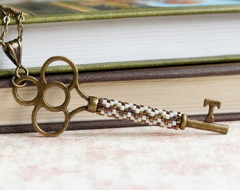 Large Bronze Skeleton Key Necklace, Antique Style Key Necklace, Bronze Seed Bead Key Necklace, Beaded Key Pendant, Bronze Rustic Key Jewelry