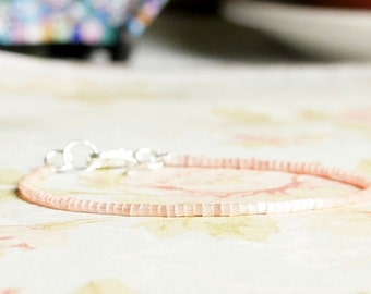 Salmon Pink Seed Bead Bracelet, Beaded Stacking Bracelet, Layering Delicate Bracelet, Simple Minimalist Bracelet, Dainty Delica Bracelet