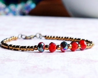 Red And Bronze Seed Bead Bracelet, Stacking Beaded Bracelet, Simple Minimalist Bracelet, Delicate Layering Bracelet, Small Beads Bracelet