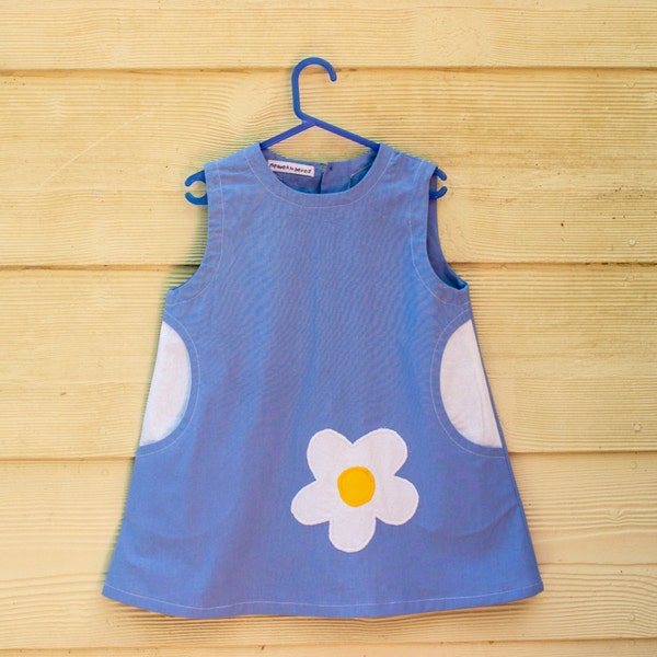 PATRON DE COUTURE, Patron de robe chasuble pour filles, Patron de robe de bébé, Robe Applique fleur, Tailles 1, 2, 3 « Fresh As A Daisy »