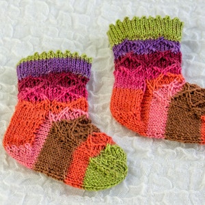 KNITTING PATTERN, Baby Sock Pattern,  Baby Girl Sock Pattern, Knitted Baby Girl Socks with Picot Edge, PDF , Cute Baby Sock Pattern