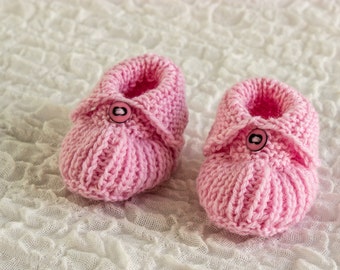 KNITTING PATTERN, Baby Girl Newborn Booties, Booties Knitting Pattern, Newborn Booties Pattern, PDF, Cute Newborn Knitting Pattern