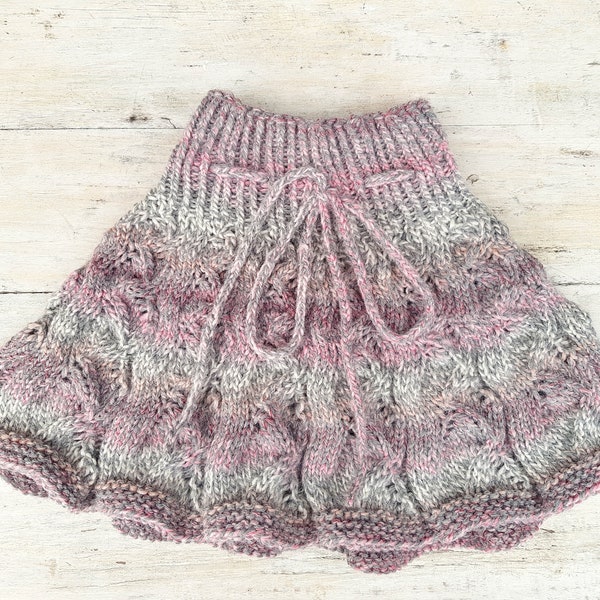 KNITTING PATTERN, Girls Skirt, Knit Skirt, Top Down Knit Skirt, DK Weight Yarn, Lace pattern Skirt, 6 Sizes, 2 years to 12 years,