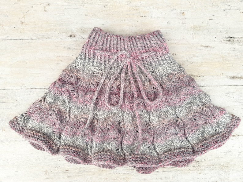 KNITTING PATTERN, Girls Skirt, Knit Skirt, Top Down Knit Skirt, DK Weight Yarn, Lace pattern Skirt, 6 Sizes, 2 years to 12 years, image 1