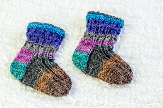 KNITTING PATTERN Baby Socks Cute Baby Socks Lace Detail | Etsy
