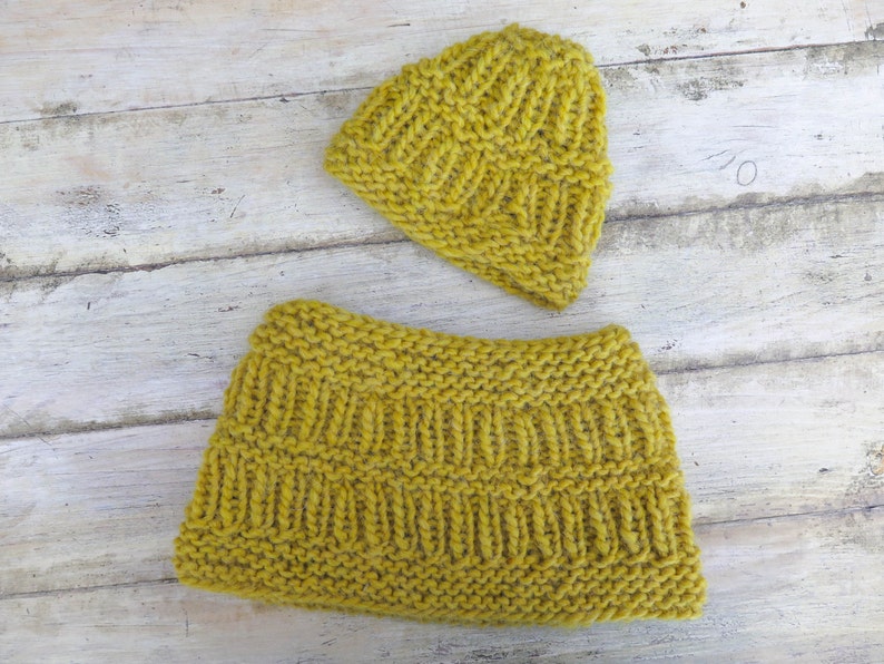 KNITTING PATTERN, Children's Hat and Cowl Set, Beanie, Neck-warmer, Tube, 4 sizes, Chunky Weight Yarn, Modern Childrens Knitting Pattern image 3