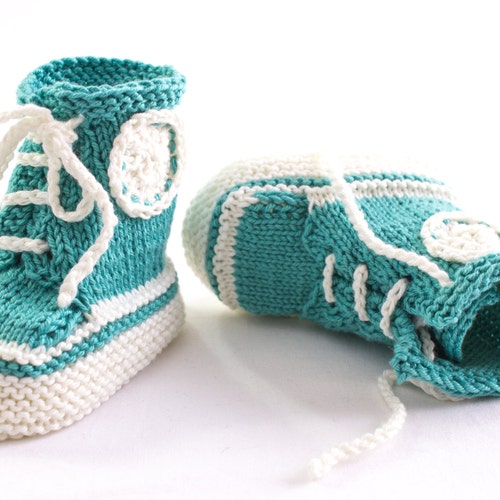 Eléctrico choque Ese Buy KNITTING PATTERN PDF Knit Sneaker Booties Patterntrainer Online in  India - Etsy