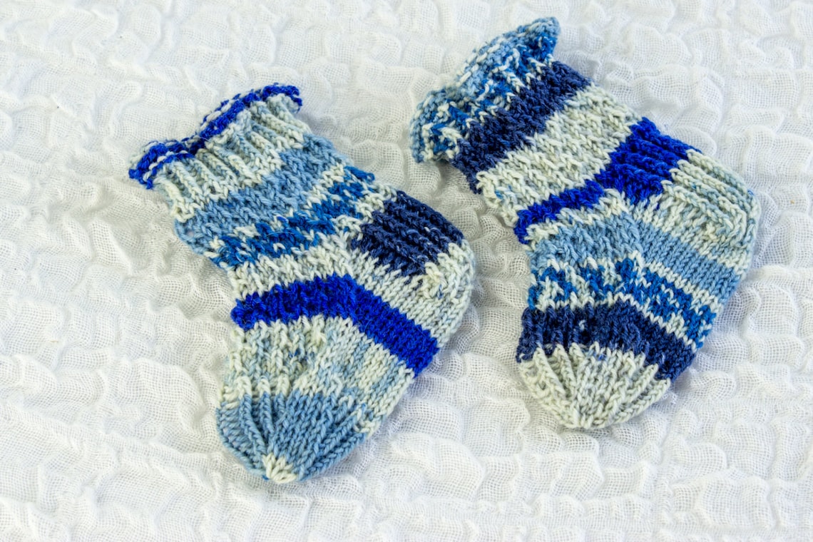 KNITTING PATTERN Baby Socks Ruffle Edge Ajour Lace Pattern Etsy
