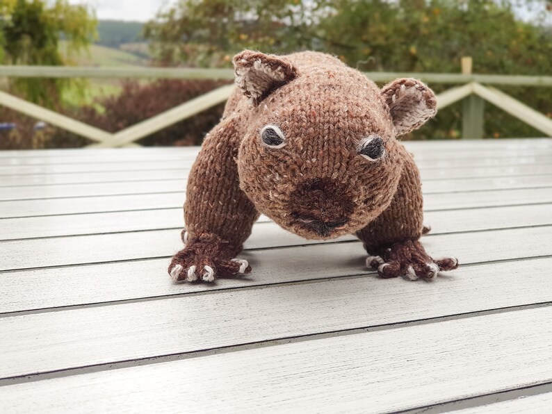 Modèle de tricot jouet wombat : animal australien réaliste (téléchargement PDF) image 3