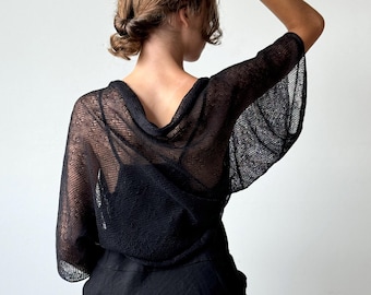 トップス vintage Black sheer top antique lace Vintage Sheer Black Lace Cap Sleeve Top No rips or tears