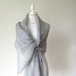 Festive stole made of mohair, silver gray, elegant wedding scarf, mother of the bride's shawl, platinum gray, evening stole, delicate knitted stole, elegant