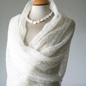 Zarter Brautschal ivory, Hochzeit Stola aus Mohair Bild 8