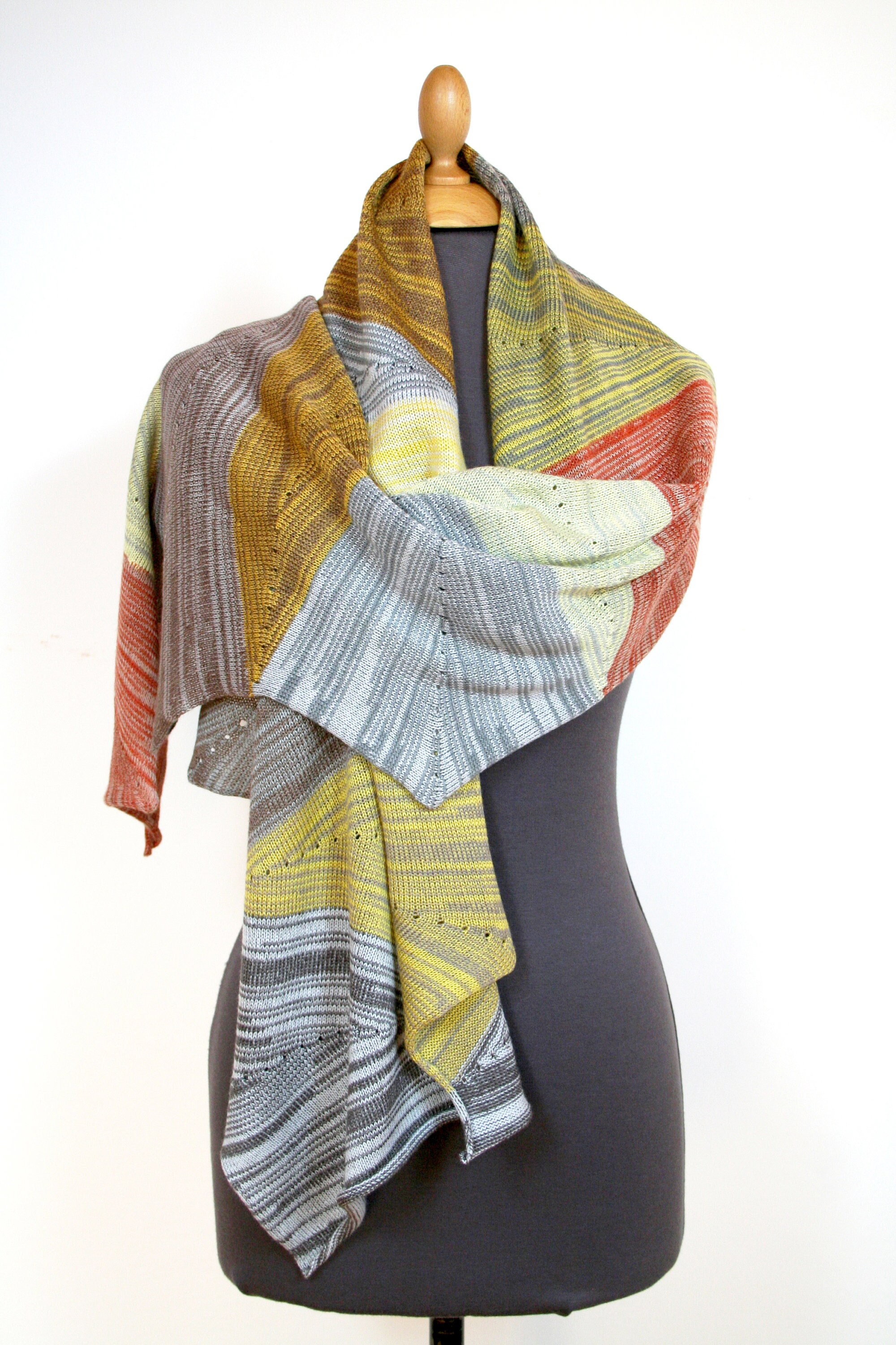 Stole Made of Wool in Natural Colors, Knitted Women's Scarf, Scarf With a  Harmonious Color Palette, Unique Wrap, Anniversary Gift 
