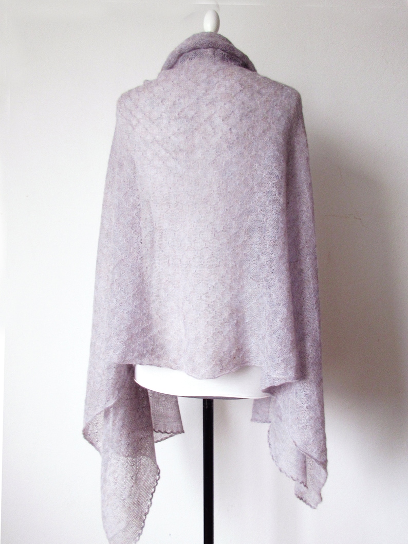 Stola Hochzeit Brautschal mauve, gestricktes großes Tuch aus Kid-Mohair, Schultertuch Wrap, zeitlos und neutrales Umschlagtuch Bild 8