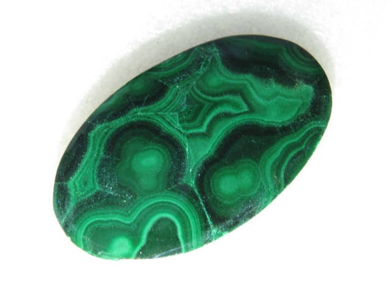 weight 90.55 crt Oval Shape Cabochon size 27x46 mm Nice Designer Malachite