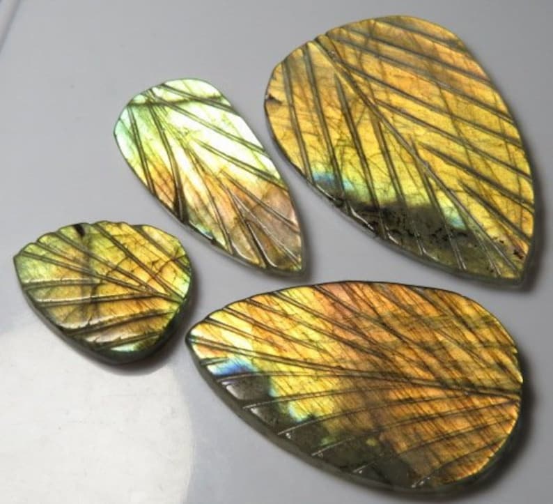 4pcs LABRADORITE High Quality Size 16x21-27x40 mm Both Side Carving Leafs Leaf Shape Amazing Flashy Fire