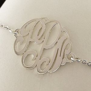 Nome braccialetto, braccialetto iniziale, braccialetto monogramma, braccialetto alfabeto, braccialetto lettera, braccialetto dainty, braccialetto d&#39;argento, braccialetto personalizzato, USA MADE