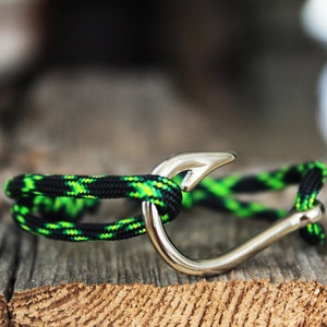 Hook Bracelet 