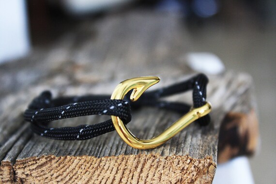 Reflective Black Paracord Fish Hook Bracelet 