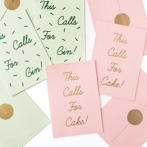 Set di biglietti per torta di compleanno + bevande al gin: 2 lussuosi biglietti laminati con busta sigillata