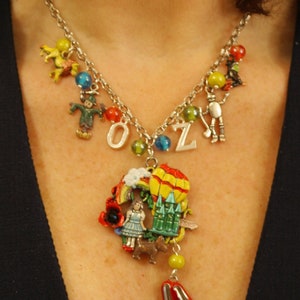Wizard of Oz Necklace, Statement Necklace, Charm Necklace, Oz Gift, Wizard of Oz Jewellery, Oz Jewelry, Kitsch Jewelry, Christmas Gift