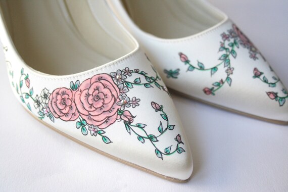 Hand Painted Shoe Design on Your Own 
