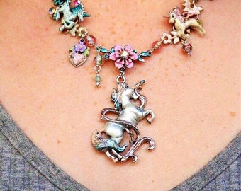 Collar de unicornio, collar de cuento de hadas, collar de declaración, joyería de unicornio, regalo de unicornio, joyería de fantasía, regalo de Navidad