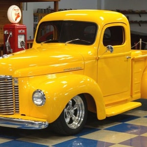 Car 1946 International Harvester Pickup Truck Yellow Resto Mod Classic Car Mouse Pad