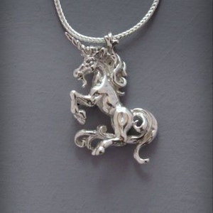 Sterling Silver Unicorn Necklace 画像 2