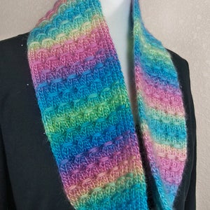 Unforgettable Smocked Cowl/Scarf: Knit Cowl Pattern, PDF download