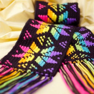 Stained Glass Snowflake Scarf: Crochet Scarf Pattern, PDF download