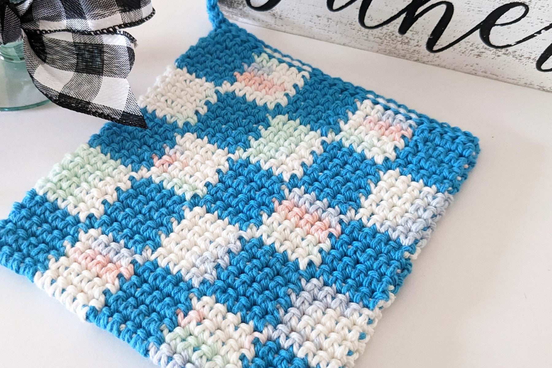 32 Checkerboard Crochet Patterns for Blankets, Bags, Garments, and Home Accents 21 Checkerboard and Diamonds Potholder: Crochet Potholder