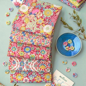 Tilda Fat Quarter Bundle Wallflower Burgundy Pink