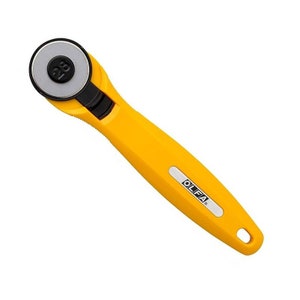 Olfa rotary cutter 28 mm