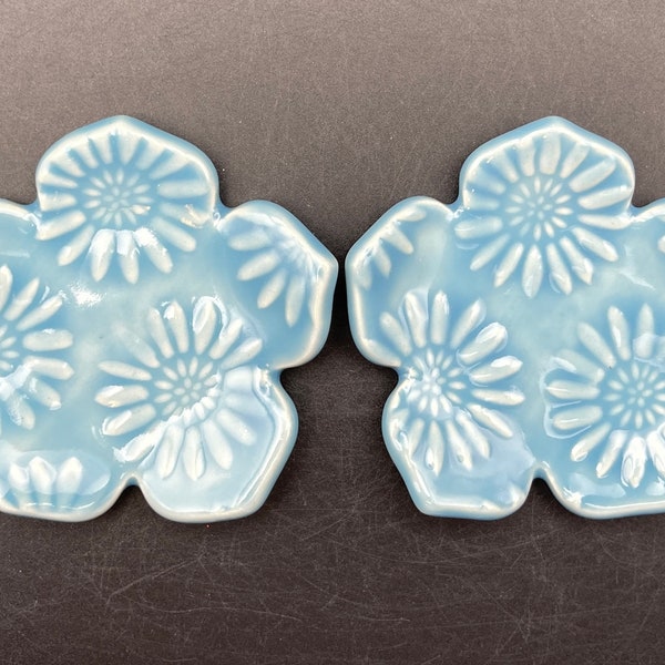 Ceramic flower plates. Set of two small handmade ceramic dishes. Ring dish, tea bag holder, chopstick rest, knife rest, tea light holder