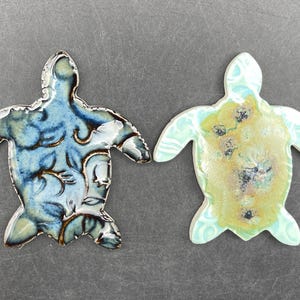 Ceramic mosaic turtles. Porcelain sea turtle tiles. Mosaic turtle tiles by Fabulousfungi