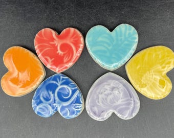 Mosaic hearts, set of six  ceramic hearts, heart tiles handmade by Fabulousfungi. 8