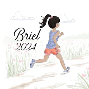 Puede incluir: Una ilustraci&oacute;n digital de una persona con cabello oscuro en una coleta corriendo por un campo. La persona viste una camiseta sin mangas azul y pantalones cortos naranjas. El texto Briel 2024 aparece en negro en el lado izquierdo.