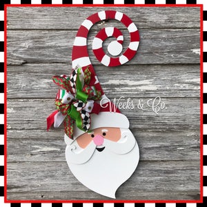 Whimsical Curly Hat Santa Door Hanger Festive Christmas Door Decor Wreath Front Door