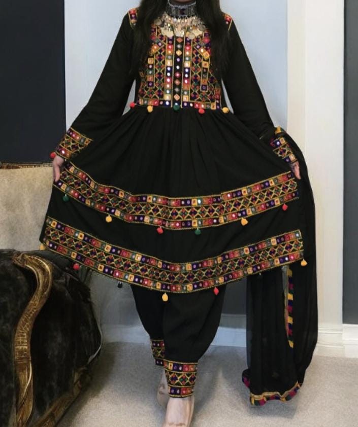 sindhi salwar design