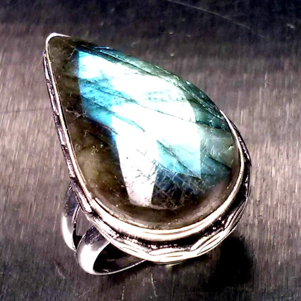 Celtic Inspired RARE Faceted Black Labradorite Gemstone Ring in Sterling Silver Size 7 FREE SHIPPING