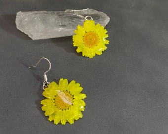 Handmade Pressed Daisy Earrings: Sterling Silver Floral Resin Jewelry